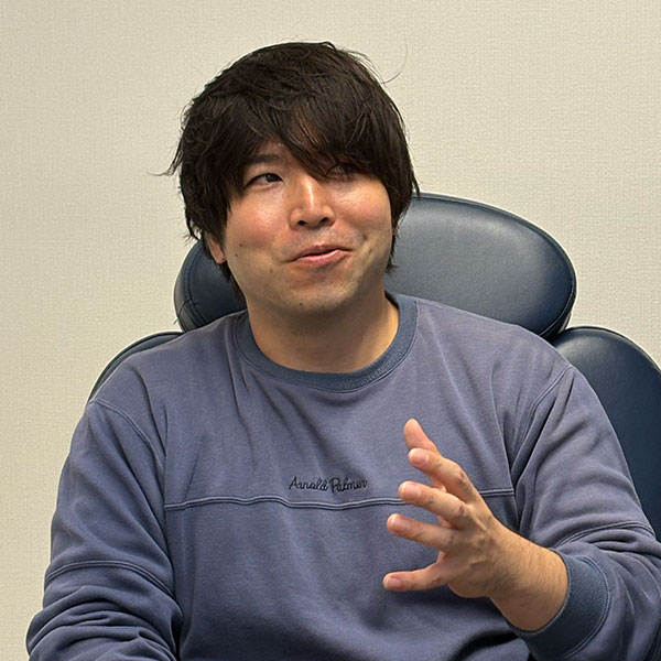 インタビュー写真
